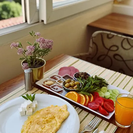 Bachos Sultanahmet Enjoy Breakfast On The Teracce With A Sea View *