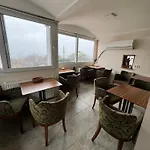Bachos Sultanahmet Enjoy Breakfast On The Teracce With A Sea View