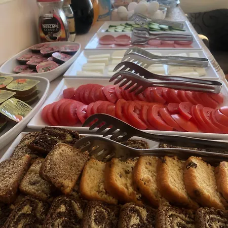 Bachos Sultanahmet Enjoy Breakfast On The Teracce With A Sea View فندق
