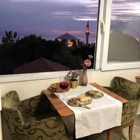 Bachos Sultanahmet Enjoy Breakfast On The Sea View Terrace اسطنبول