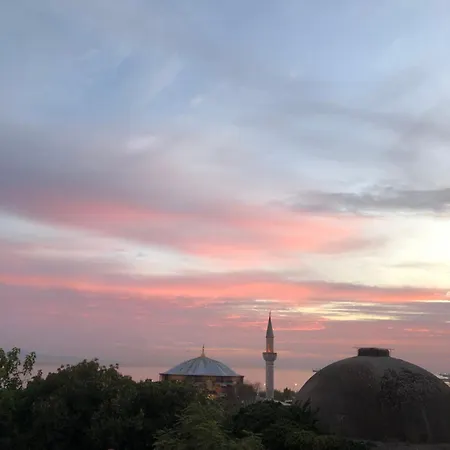 호텔 Bachos Sultanahmet Enjoy Breakfast On The Teracce With A Sea View *