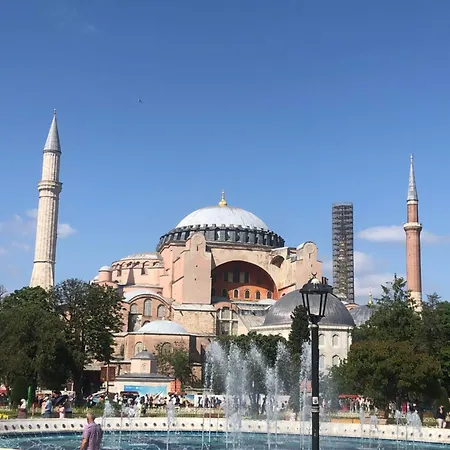 Bachos Sultanahmet Enjoy Breakfast On The Teracce With A Sea View *