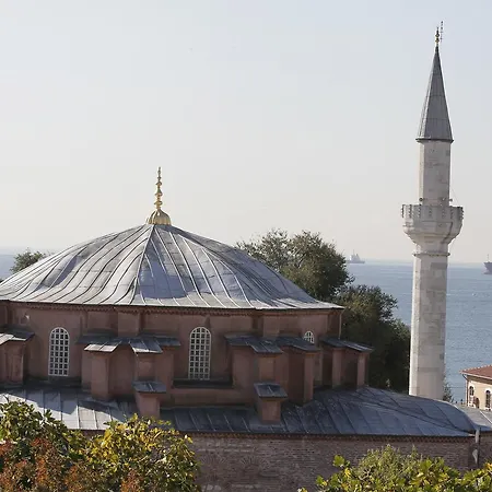Bachos Sultanahmet Enjoy Breakfast On The Teracce With A Sea View *