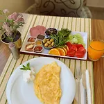 Bachos Sultanahmet Enjoy Breakfast On The Teracce With A Sea View * Istanbul